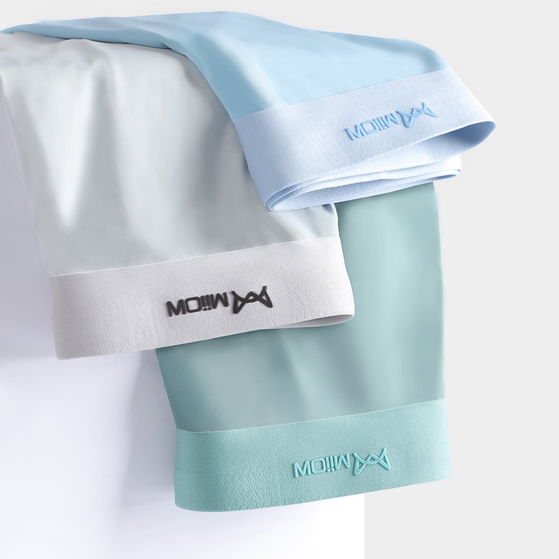 Seamless boxer shorts