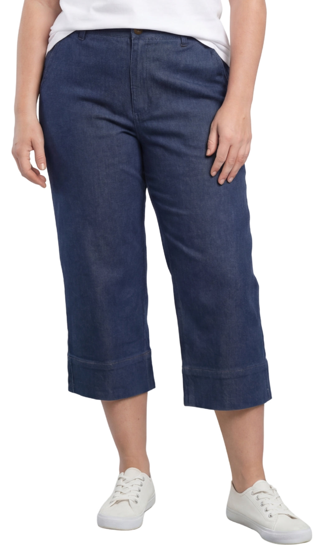 Women’s Lightweight Straight Leg Casual Denim Capri Pants in Cotton Blend Fabric