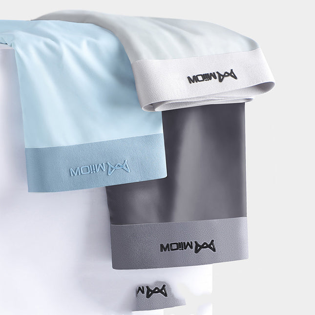 Seamless boxer shorts