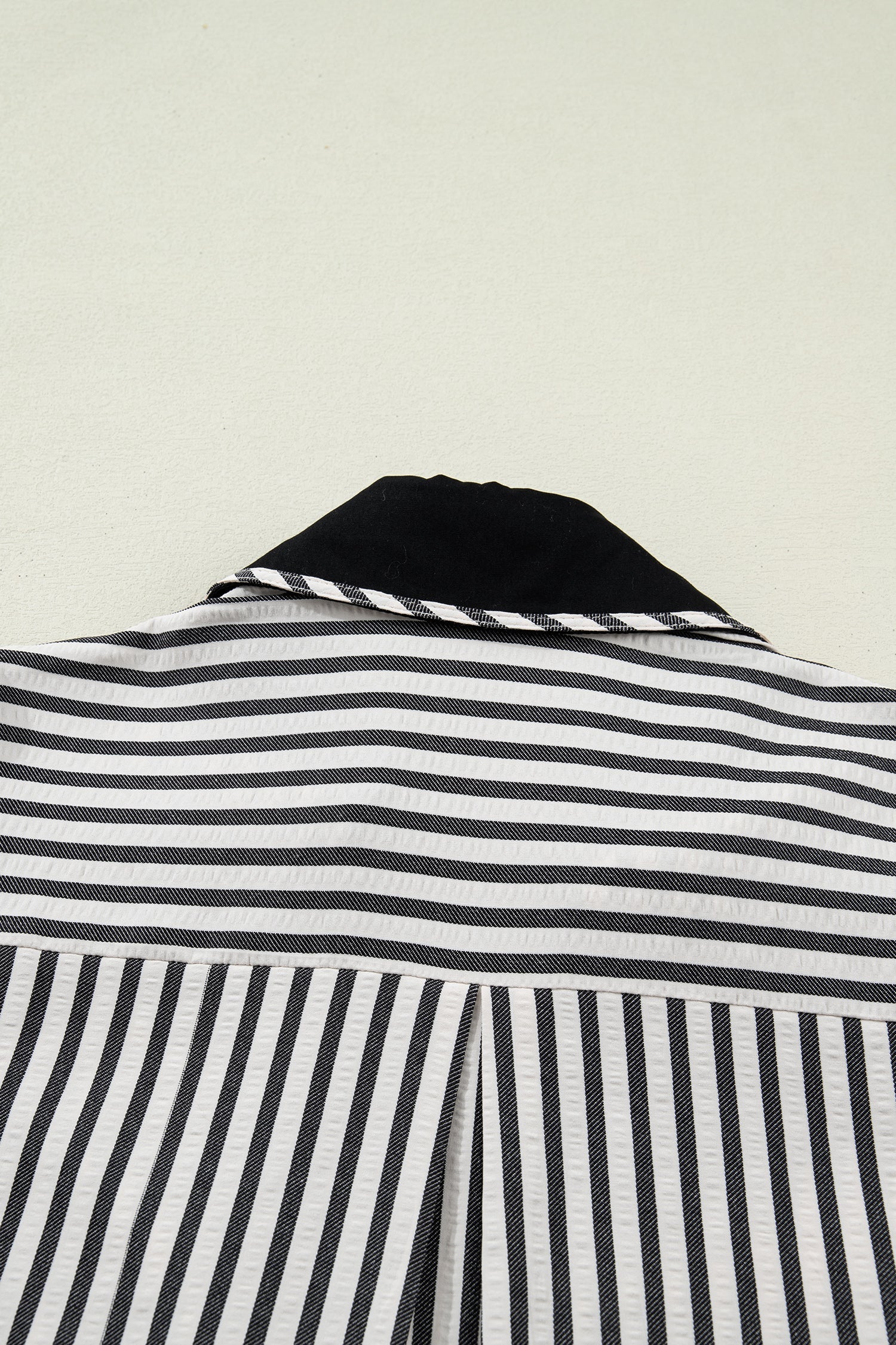 Stripe Collared V-Neck Bubble Sleeve Blouse