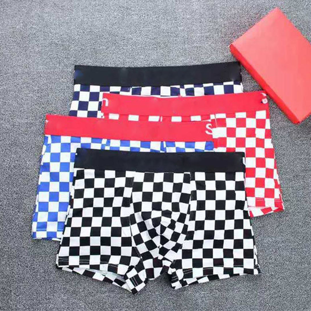 Checkered Men&