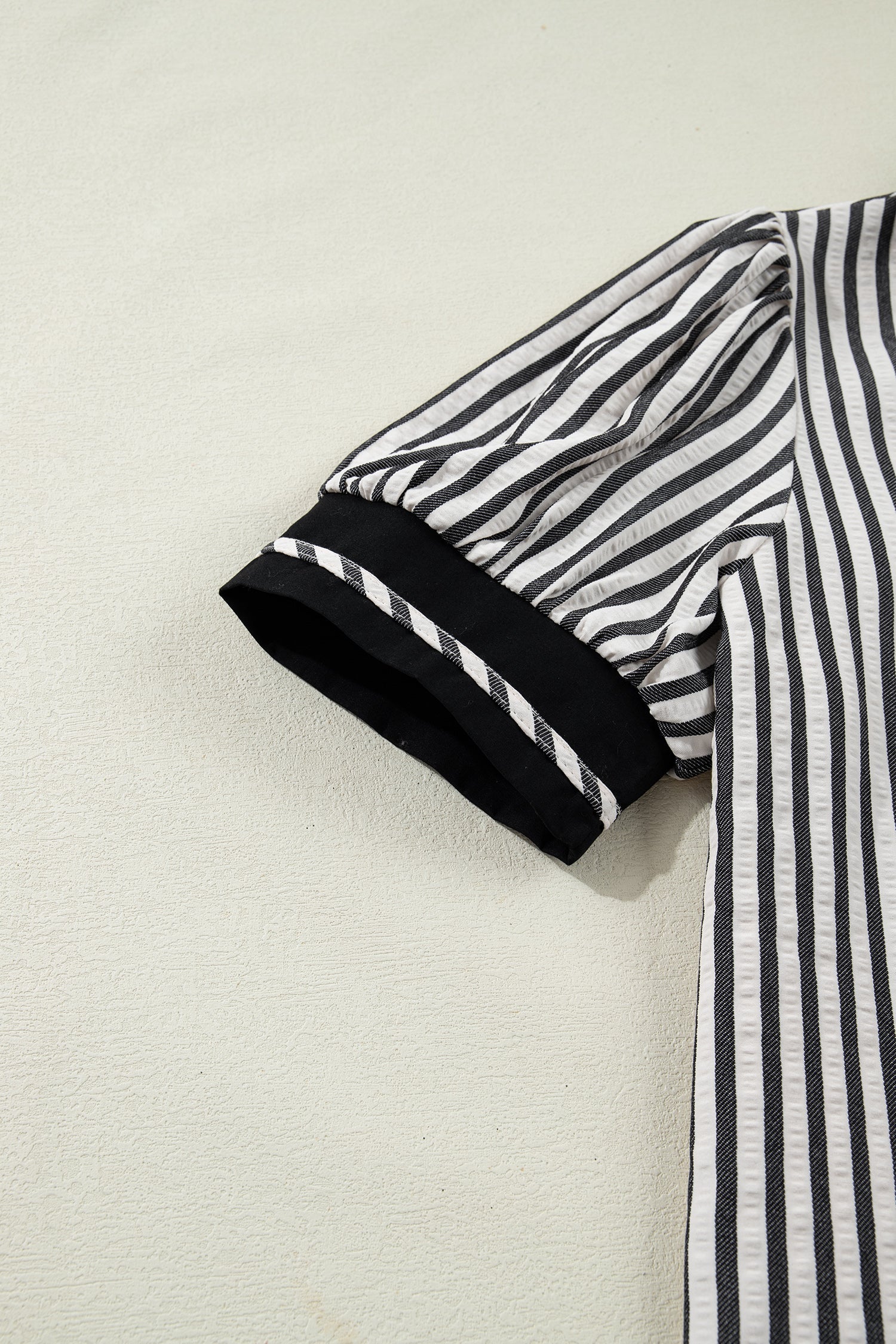 Stripe Collared V-Neck Bubble Sleeve Blouse
