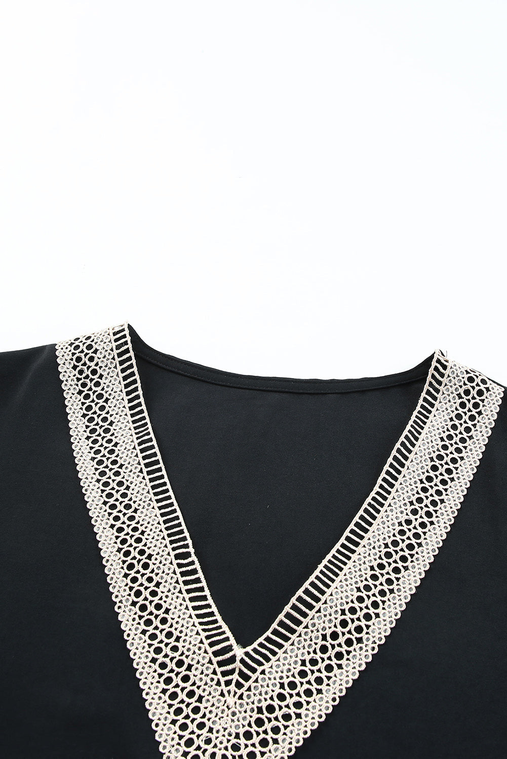 Lace Trim V-Neck Short Sleeve Casual Blouse