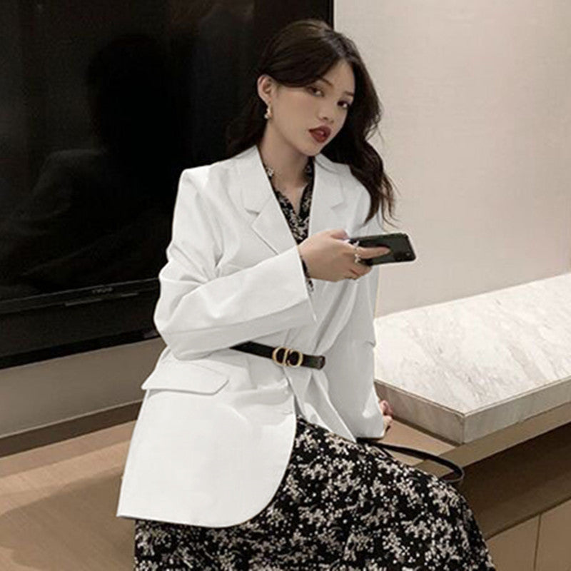 Beige Blazer In British Style, Trendy Set With A Black Top